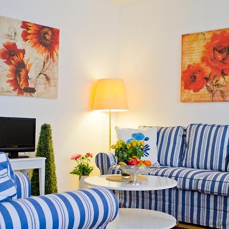 Hotel Zum Goldenen Loewen Баден-Баден Екстериор снимка