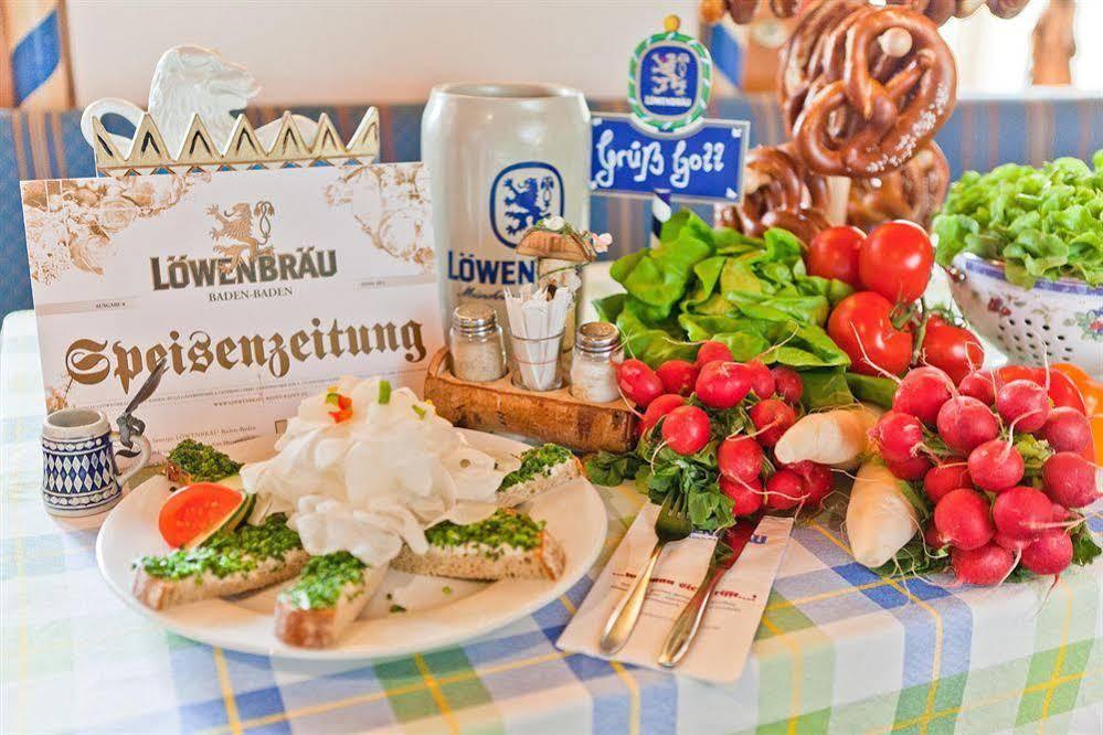 Hotel Zum Goldenen Loewen Баден-Баден Екстериор снимка